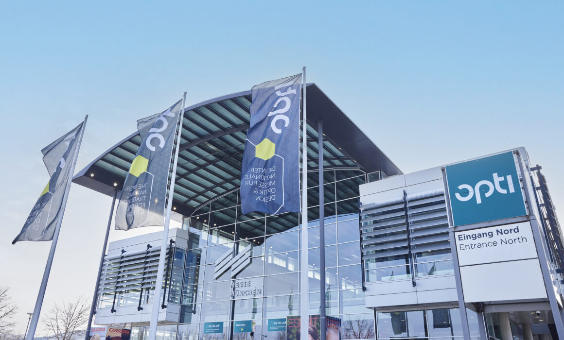 Eyewear "shines" in Munich! Part of our eyewear team has just returned from OPTI 2024, the first international trade fair of the year dedicated to the optics, ophthalmology, machinery and lens industry.